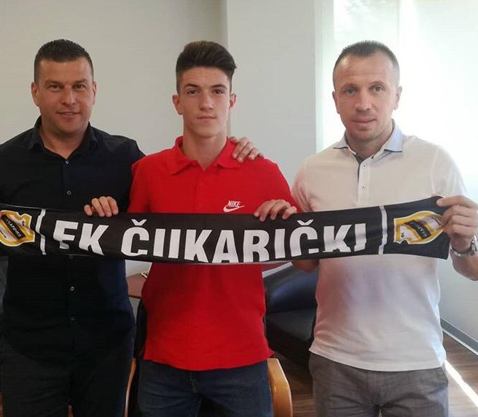 [:SR]Jovan Lukić potpisao profesionalni ugovor sa FK Čukarički![:]