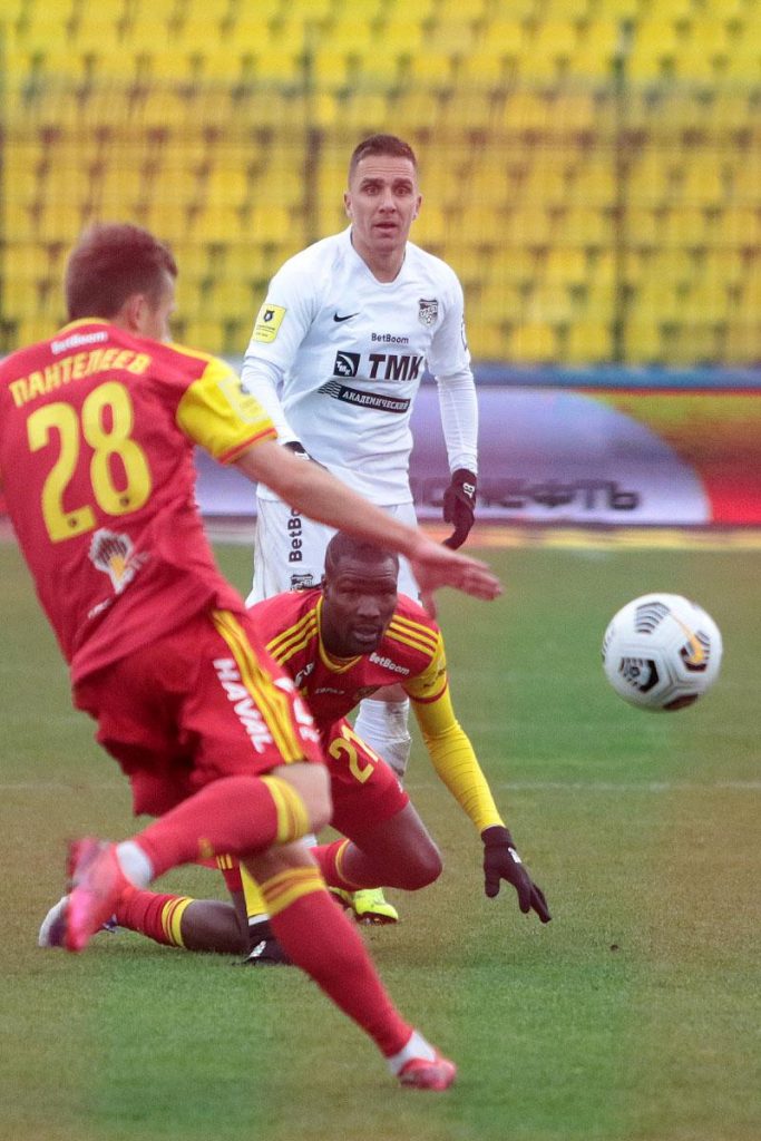 [:SR]Nova pobeda Urala i Branka Jovičića![:]