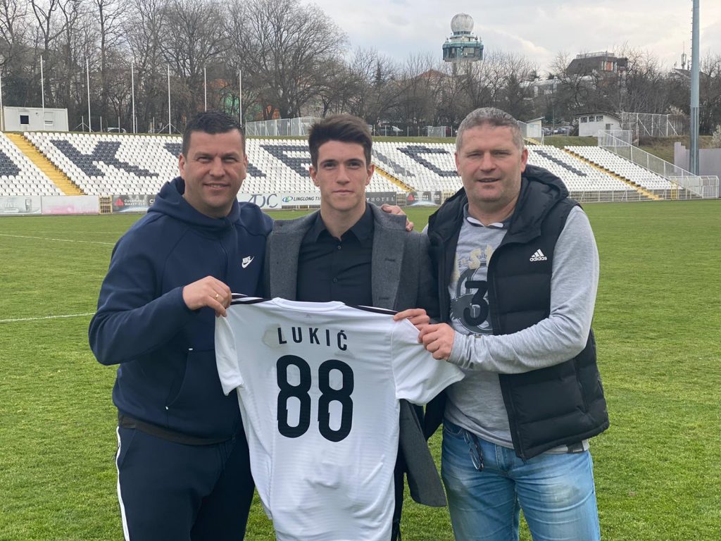 [:SR]Jovan Lukić potpisao novi ugovor sa FK Čukarički![:]